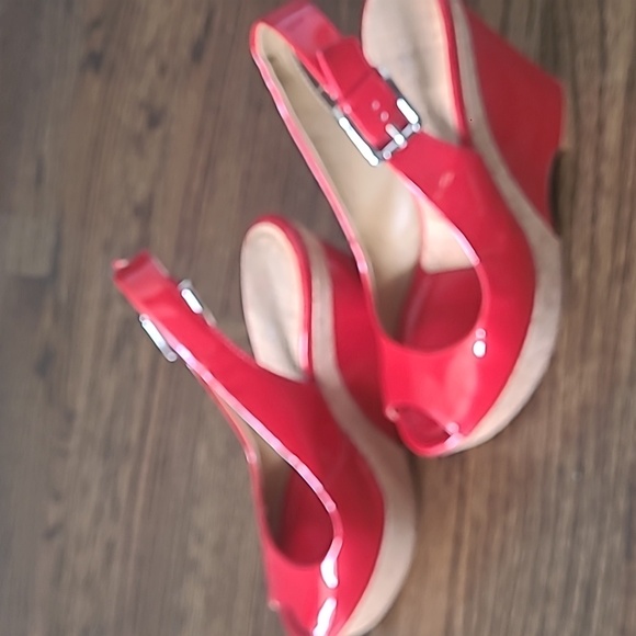 Donald Pliner Patent Leather Cork Wedge Platform Sandal - Picture 1 of 6